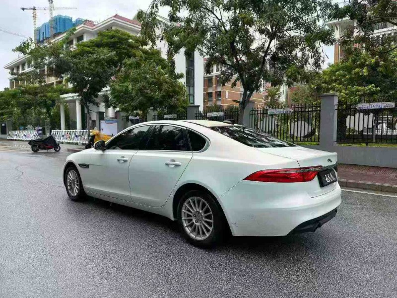 南宁16年捷豹XF7