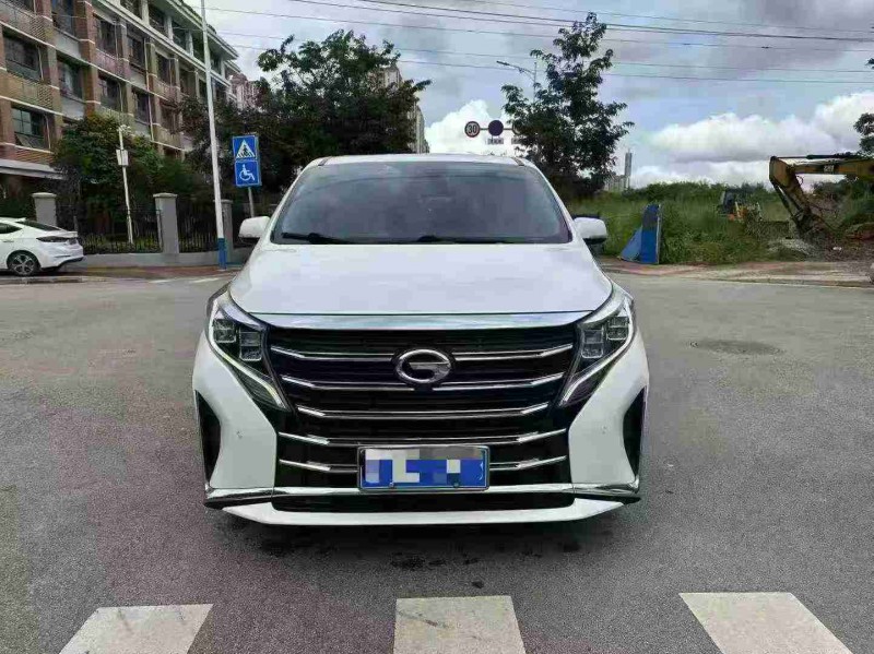 南宁21年传祺M81