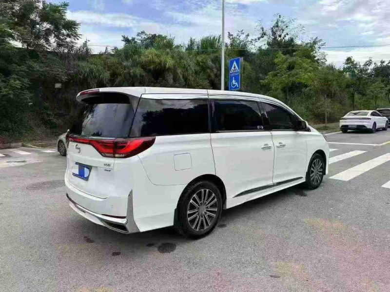 南宁21年传祺M88