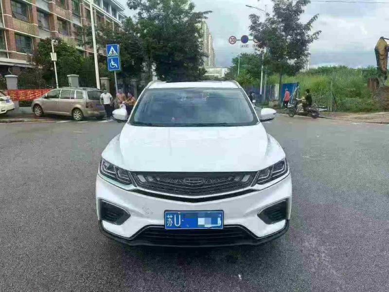 南宁20年吉利缤越1