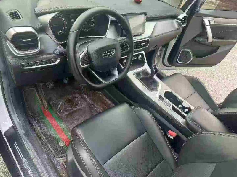 南宁20年吉利缤越4