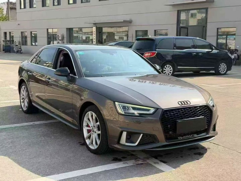 苏州19年奥迪A4L3