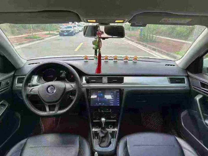 南宁21年大众宝来5