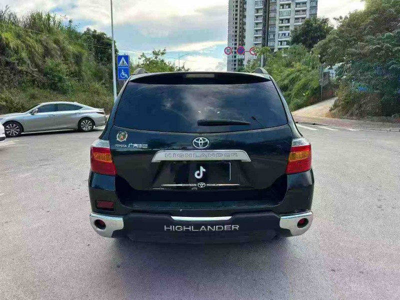 南宁11年丰田汉兰达9