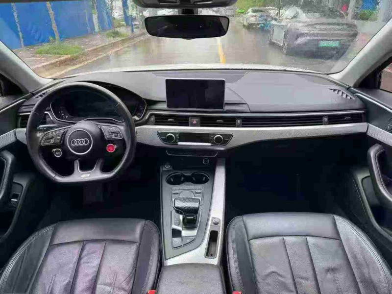 南宁17年奥迪A4L5