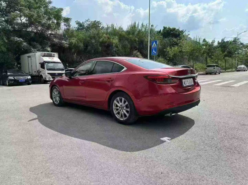 南宁18年马自达阿特兹7