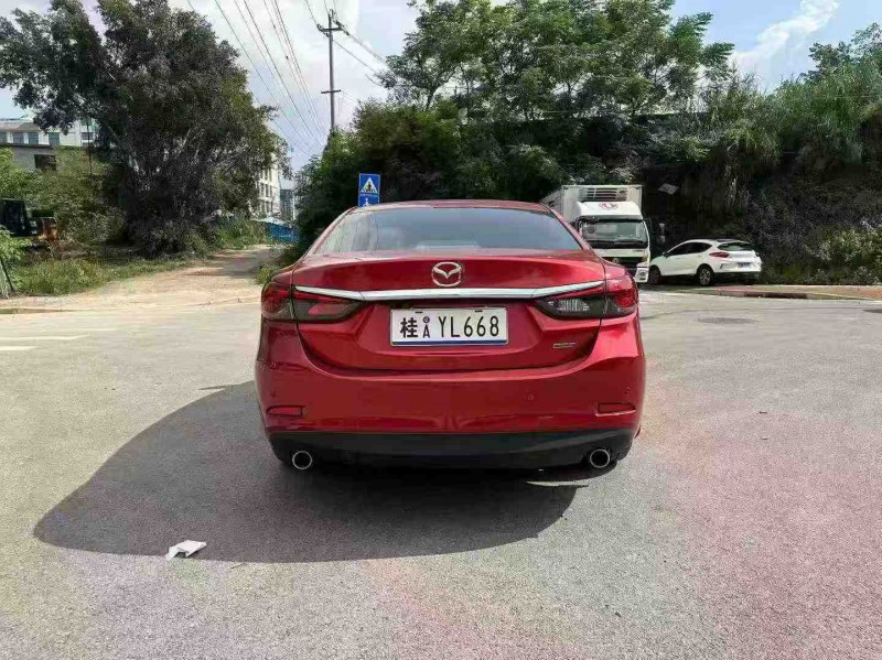 南宁18年马自达阿特兹9