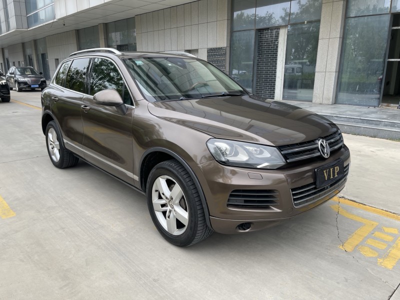 济宁14年大众途锐2