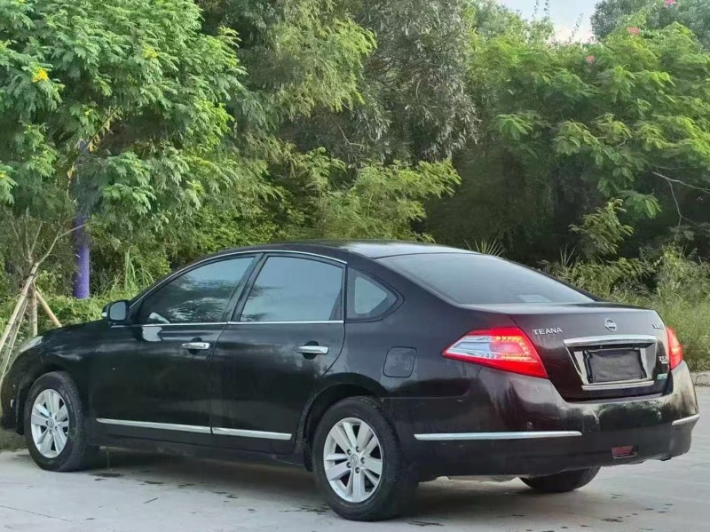 汕头11年日产天籁6