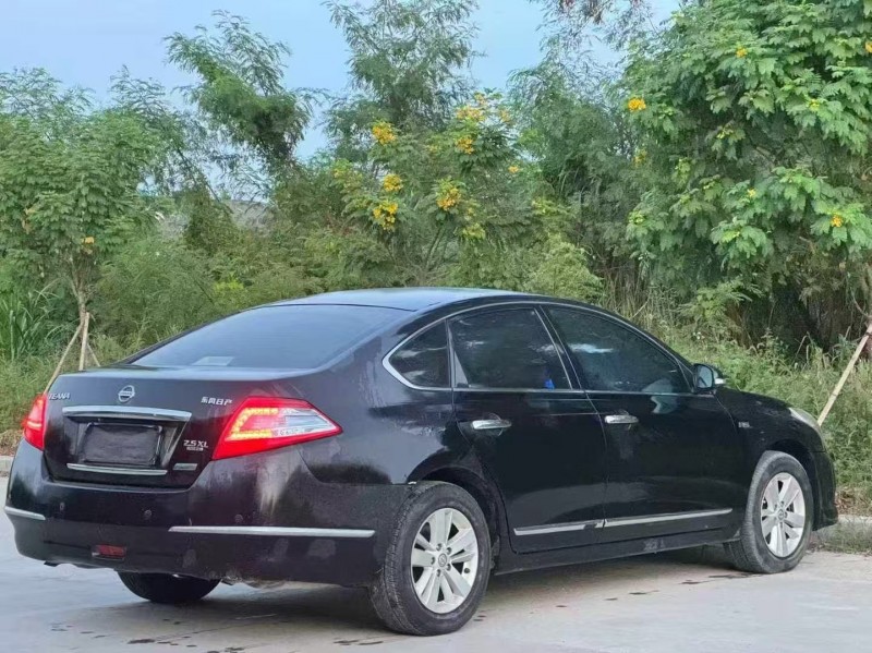 汕头11年日产天籁7