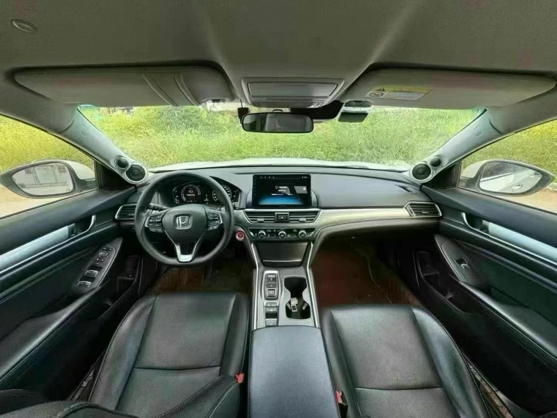 汕头17年本田雅阁5