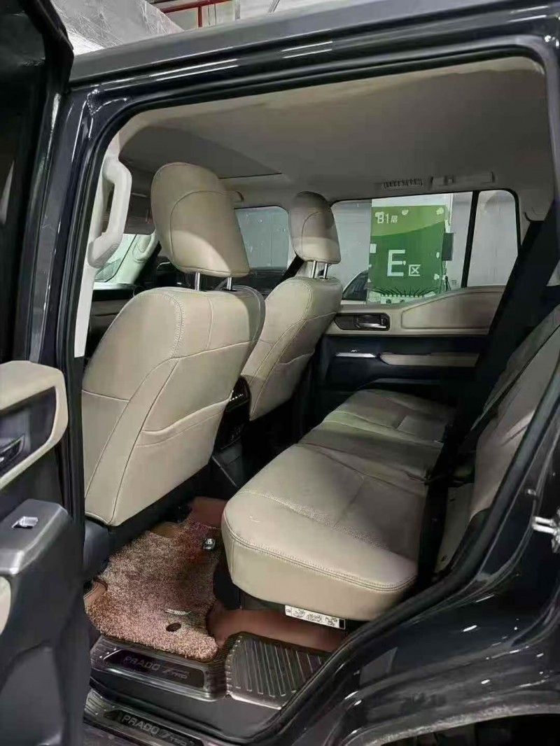 九江24年丰田普拉多7