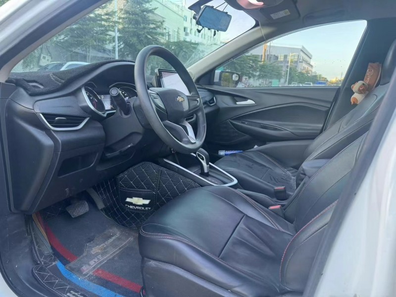 汕头22年雪佛兰科沃兹4