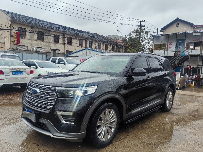 长沙22年福特探险者2