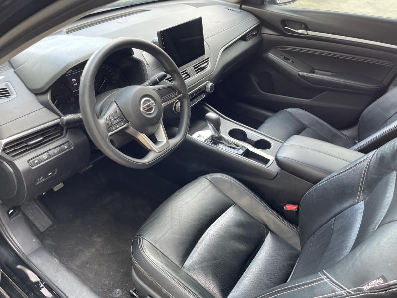 济宁21年日产天籁6