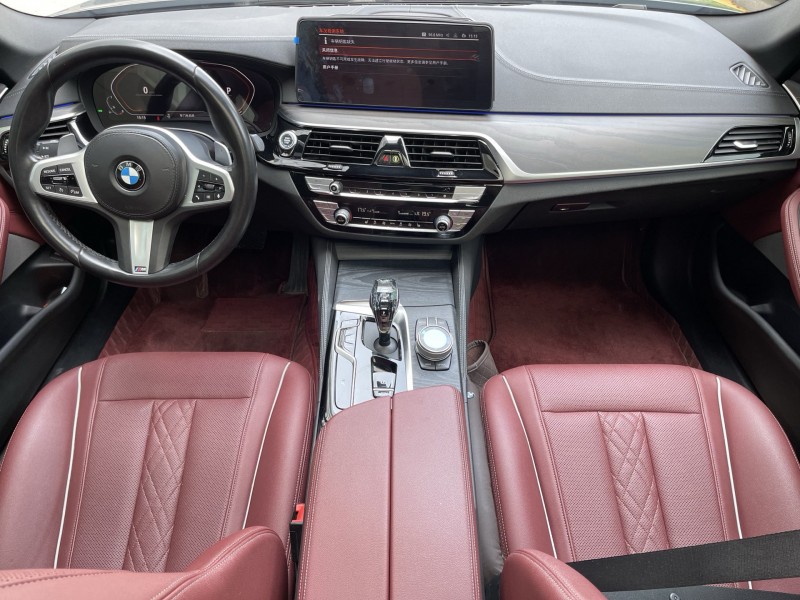 济宁21年宝马5系5