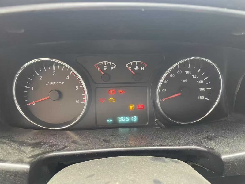 长沙17年五十铃皮卡4