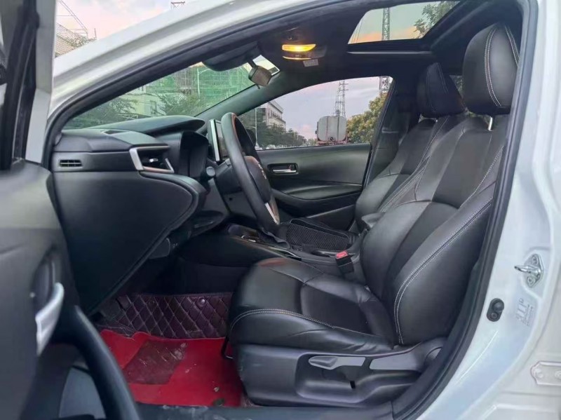 汕头22年丰田雷凌4