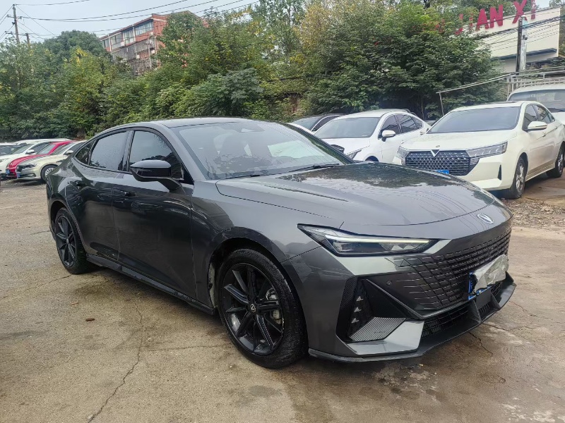 长沙23年长安汽车UNI3