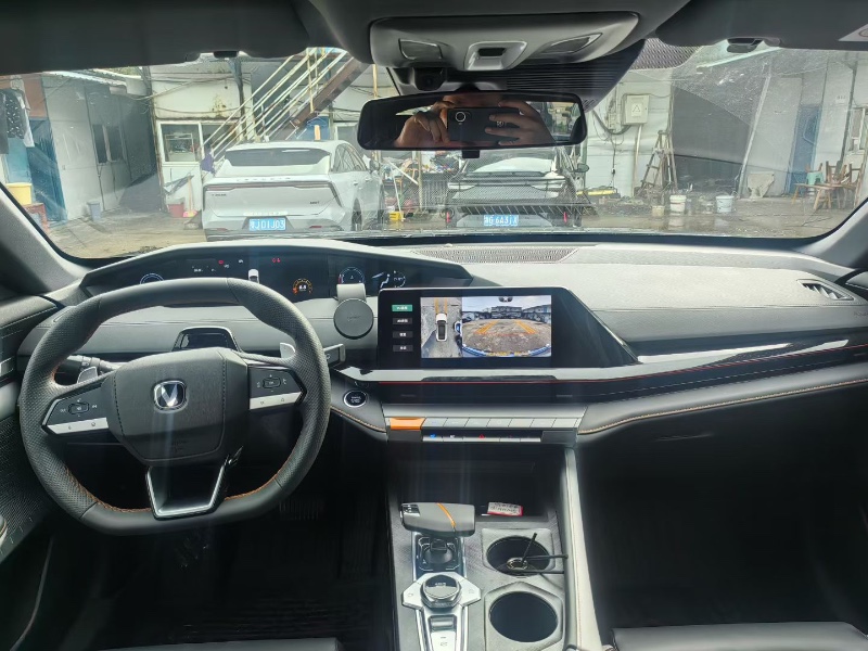 长沙23年长安汽车UNI6