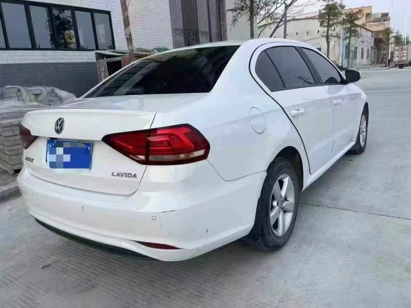 汕头21年大众朗逸8