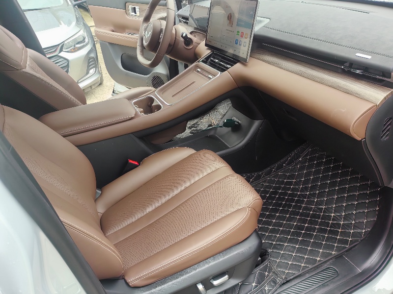 长沙25年五菱汽车星光6