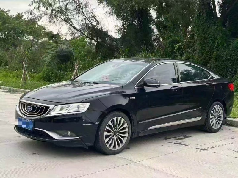 汕头17年吉利博瑞3