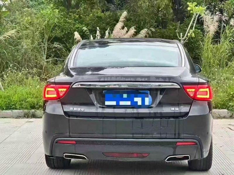 汕头17年吉利博瑞9