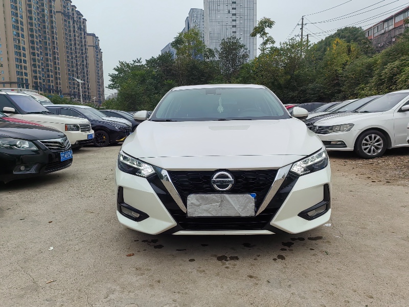 长沙20年日产轩逸1