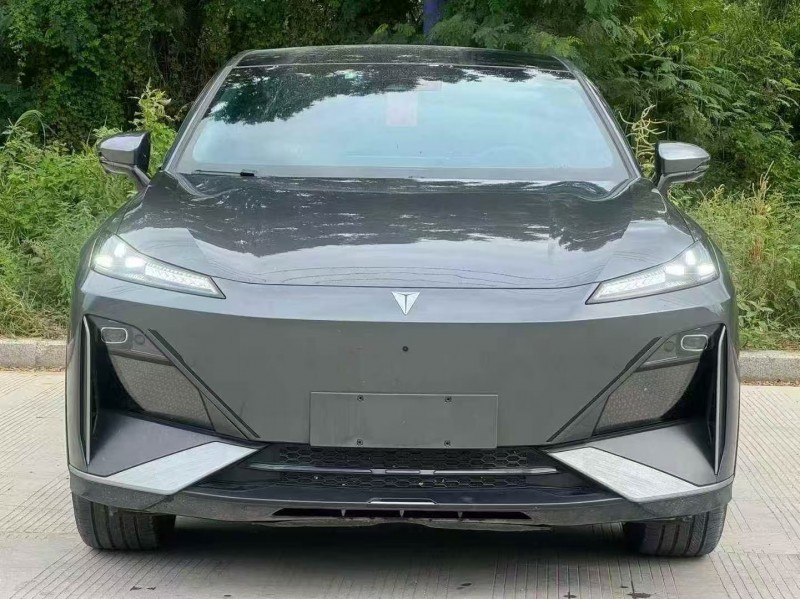 汕头23年长安汽车深蓝1