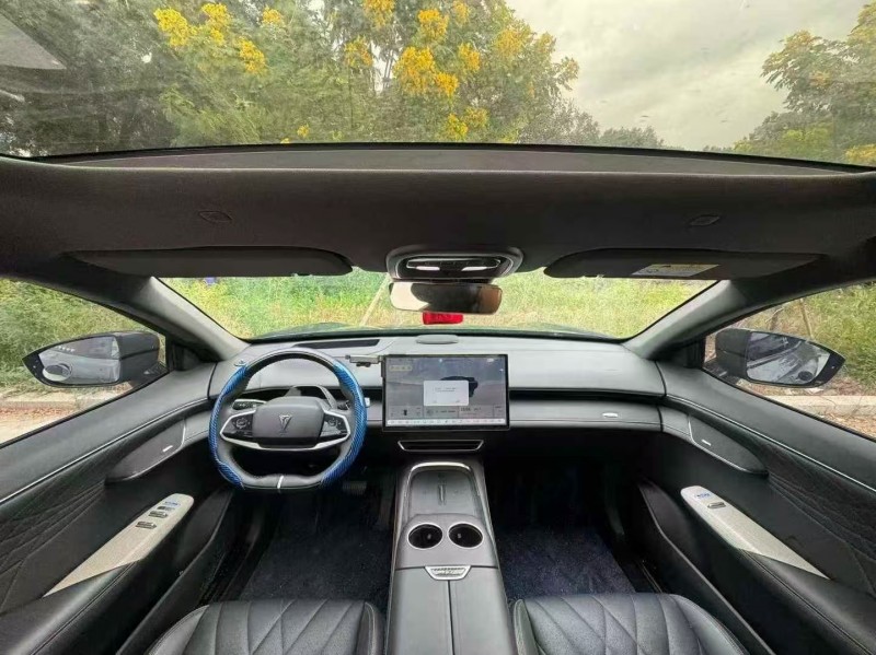 汕头23年长安汽车深蓝5