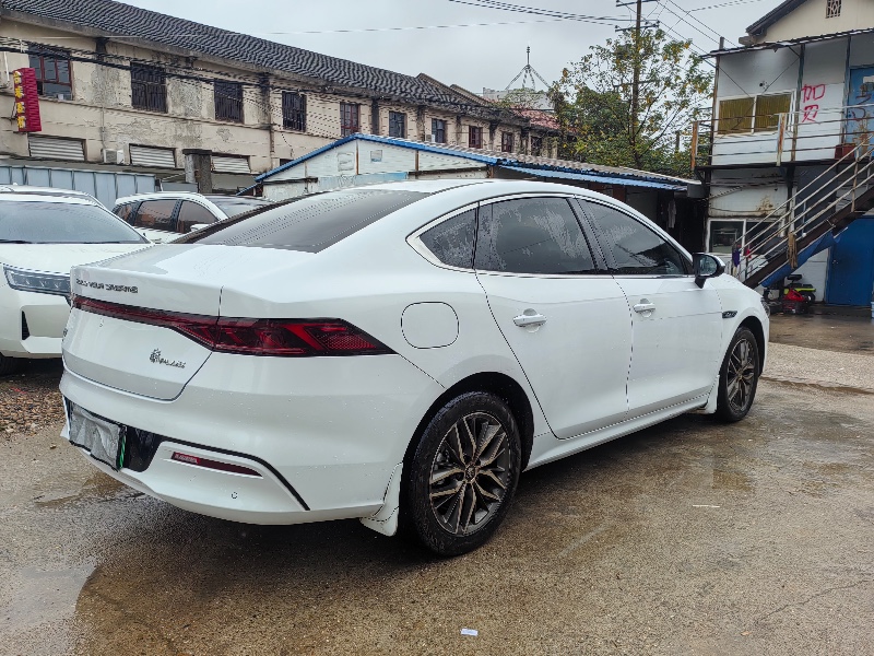 长沙24年比亚迪秦8