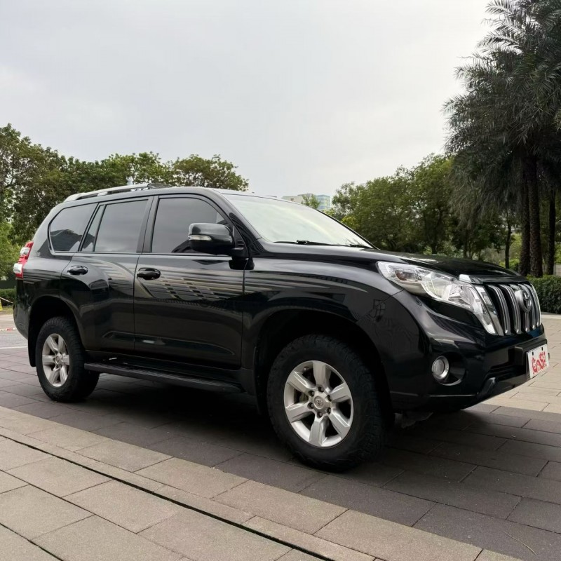 佛山18年丰田普拉多2