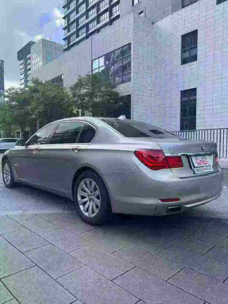 佛山12年宝马7系4