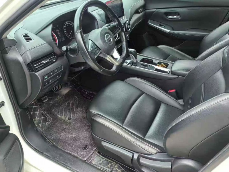 邵阳20年日产轩逸6