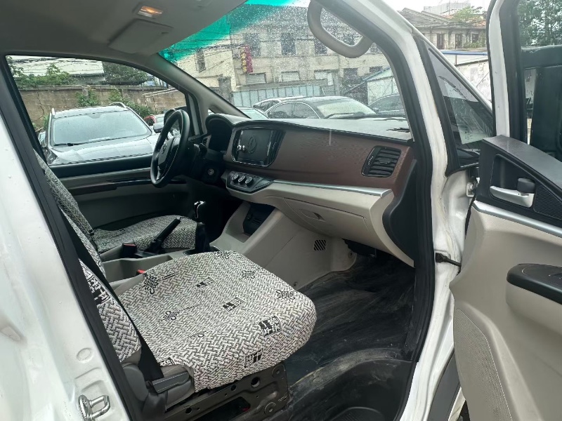 长沙20年东风风行5