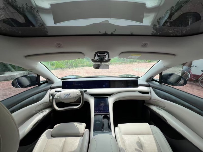 济南24年智己LS68