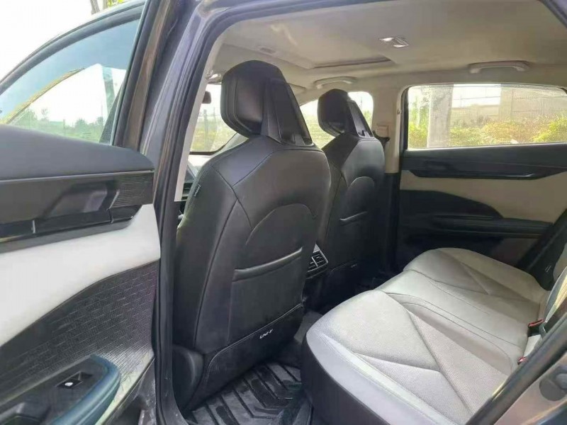 洛阳23年长安汽车UNI5