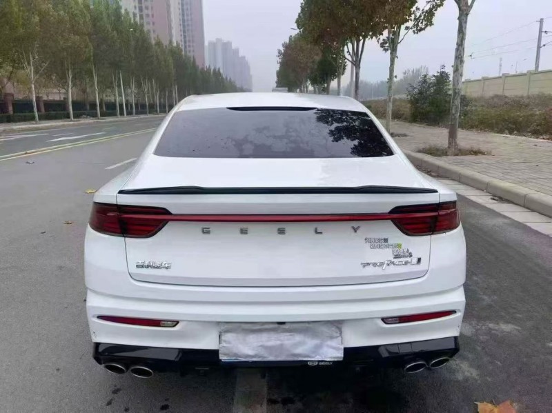 平顶山23年吉利星瑞8