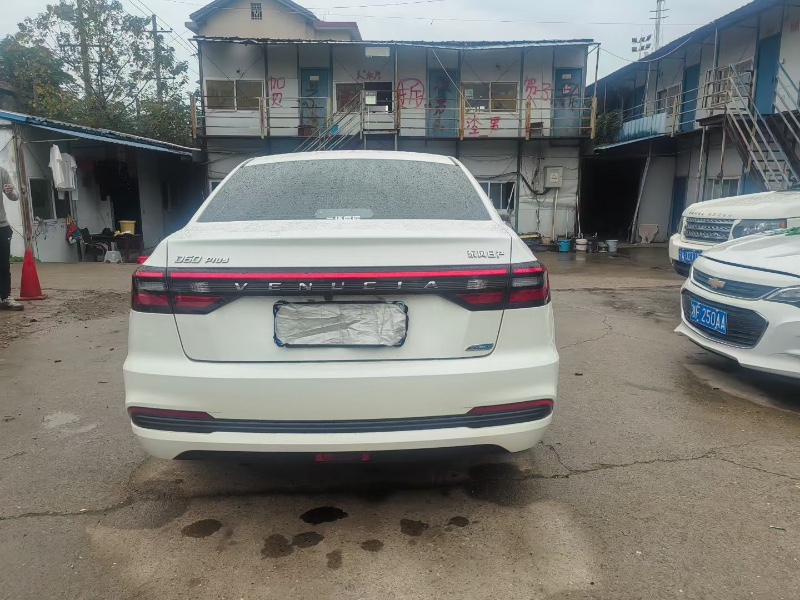 长沙22年启辰D607