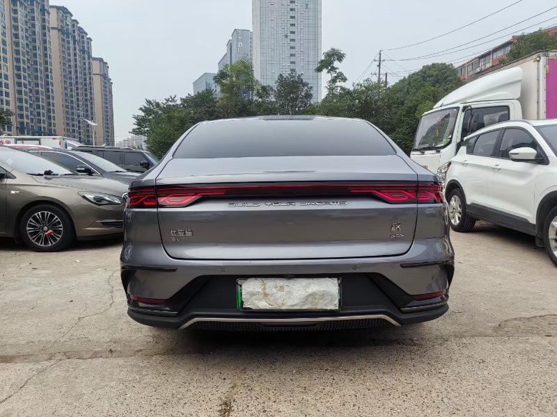 长沙23年比亚迪汉8