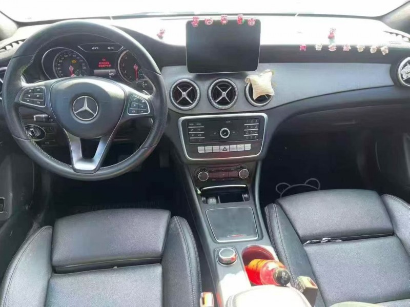 洛阳18年奔驰CLA6