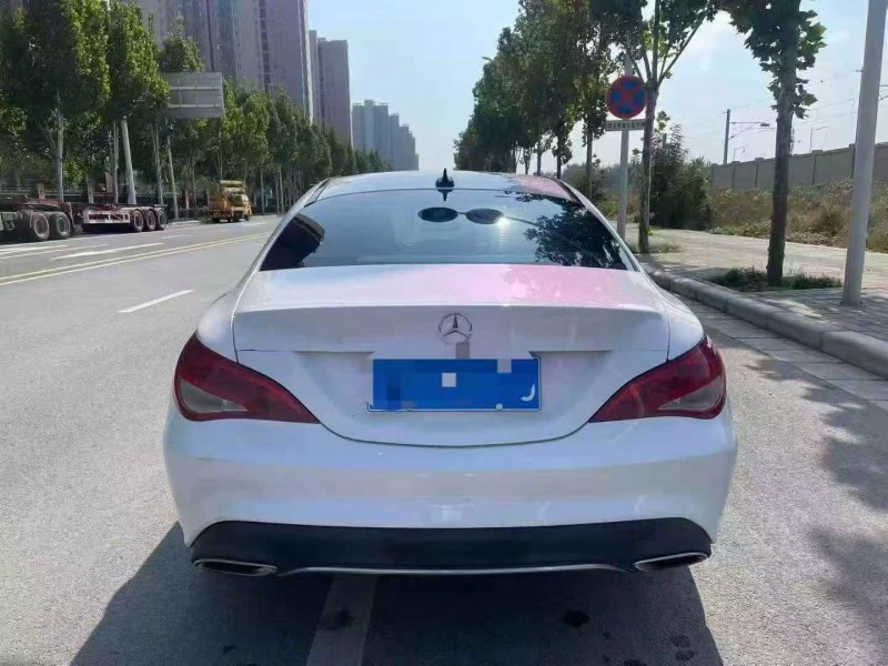 洛阳18年奔驰CLA9