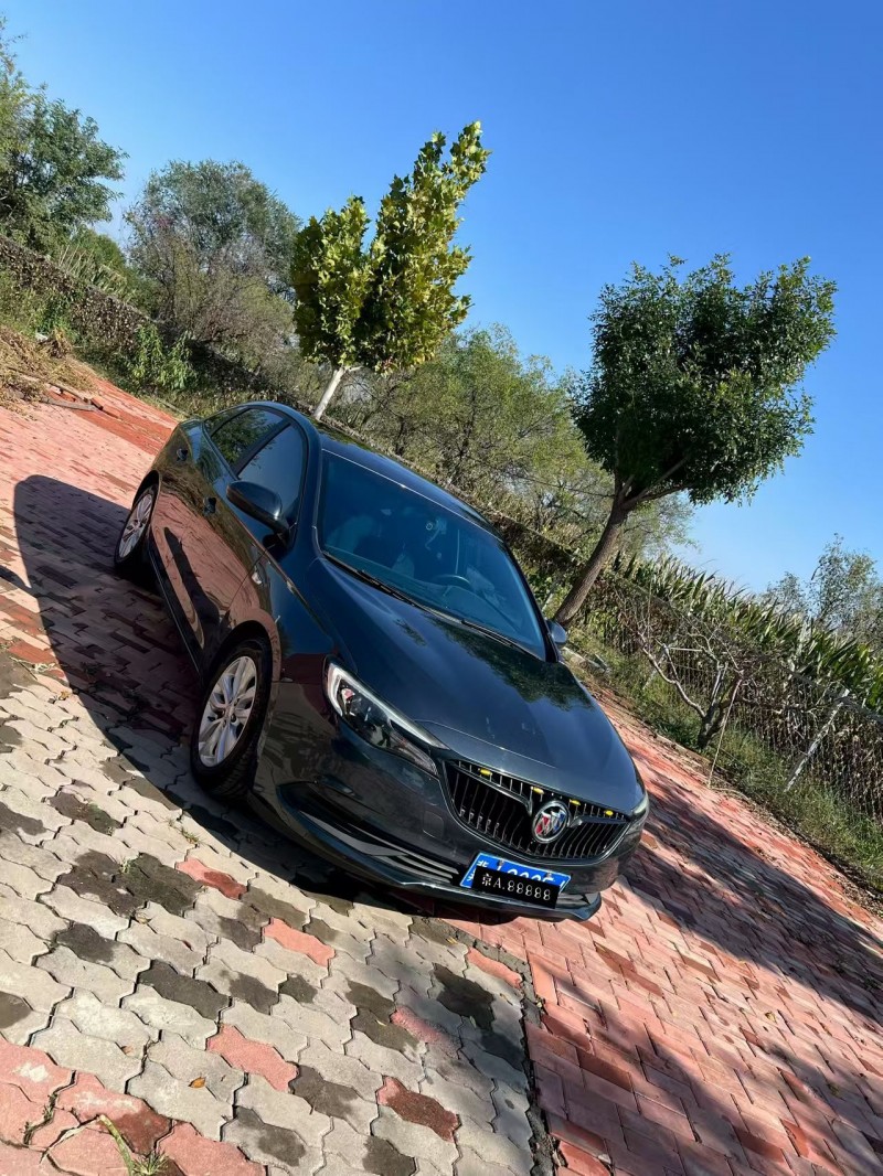 沧州21年别克阅朗3