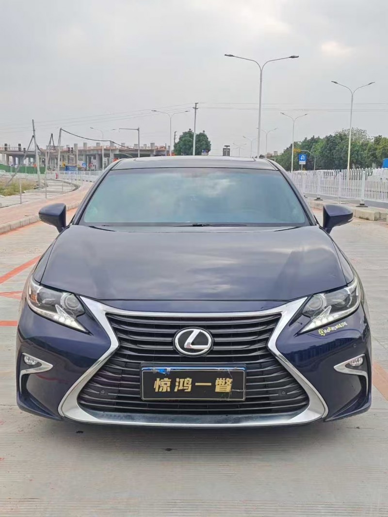 广州17年雷克萨斯ES1