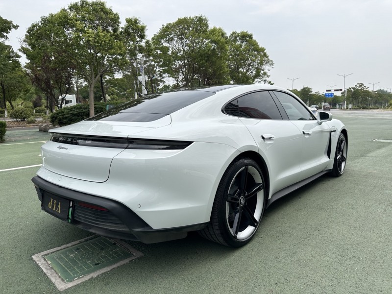 盐城22年保时捷Taycan8