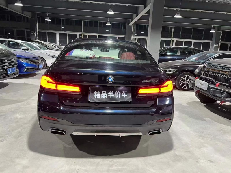 广州22年宝马5系9