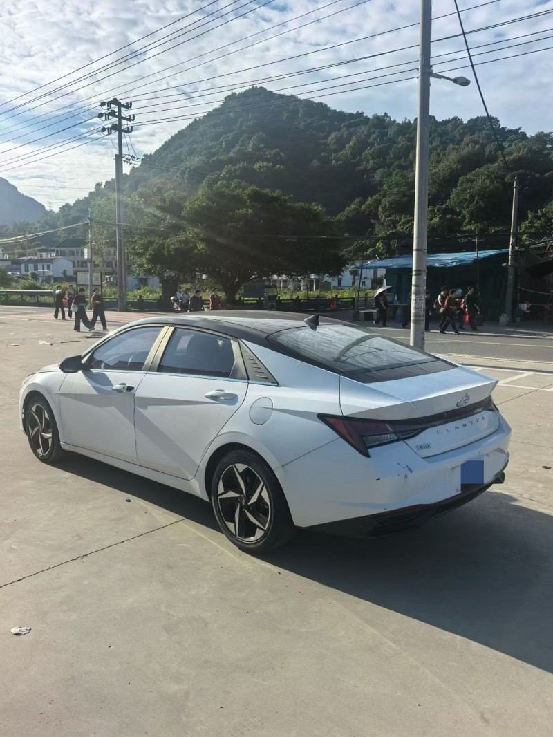 宁波21年现代伊兰特5