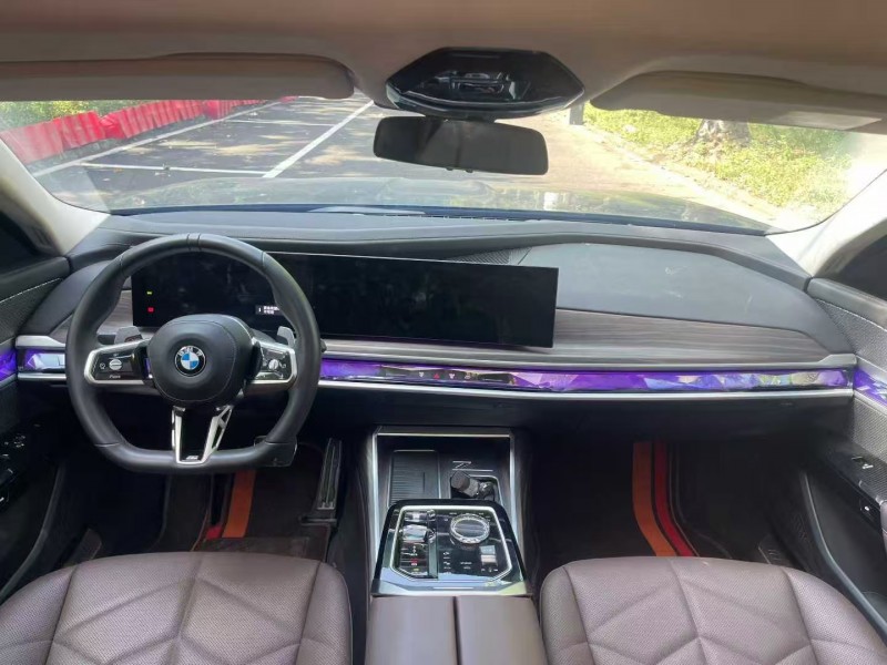 广州23年宝马7系5