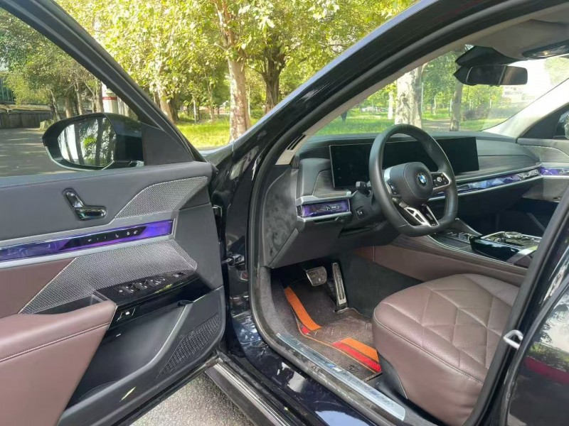 广州23年宝马7系6